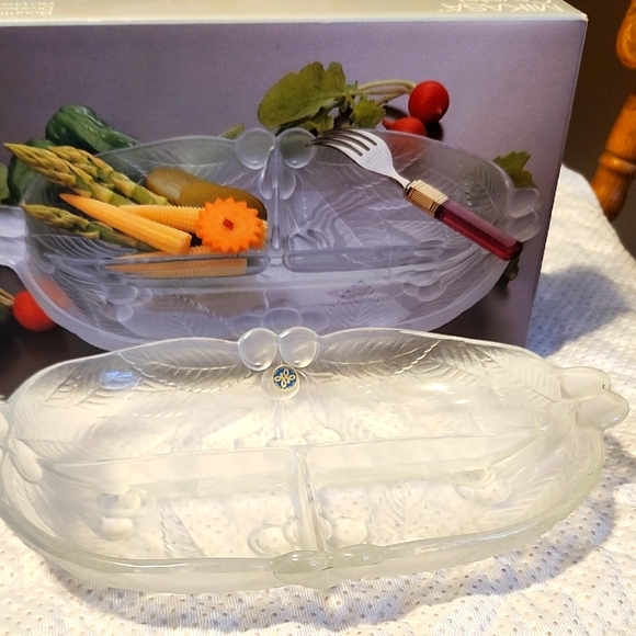 Mikasa Crystal Bountiful Divided Relish Dish RC149/345 - Picture 1 of 12